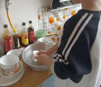 东阳帮妈妈做家务的收获有哪些？